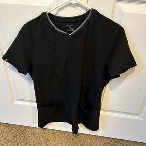 Jaanuu black scrub set size medium